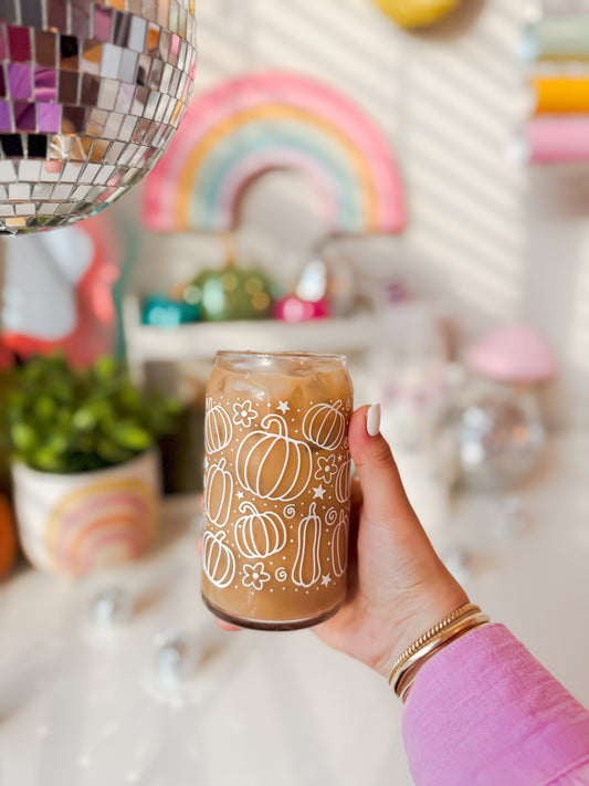 White Outline Pumpkin Patch Glass Cup